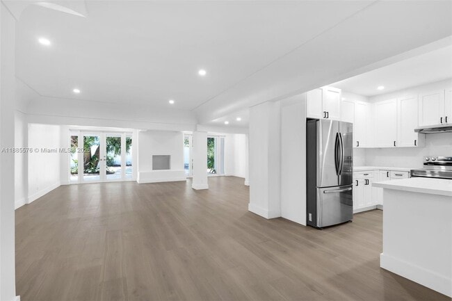 Foto del edificio - 520 NE 50th Terrace