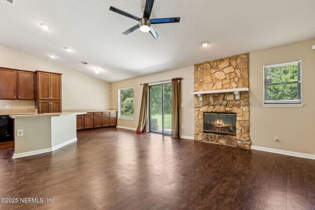 Foto del edificio - 1565 Shearwater Dr