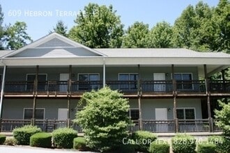 Building Photo - 609 Hebron Rd
