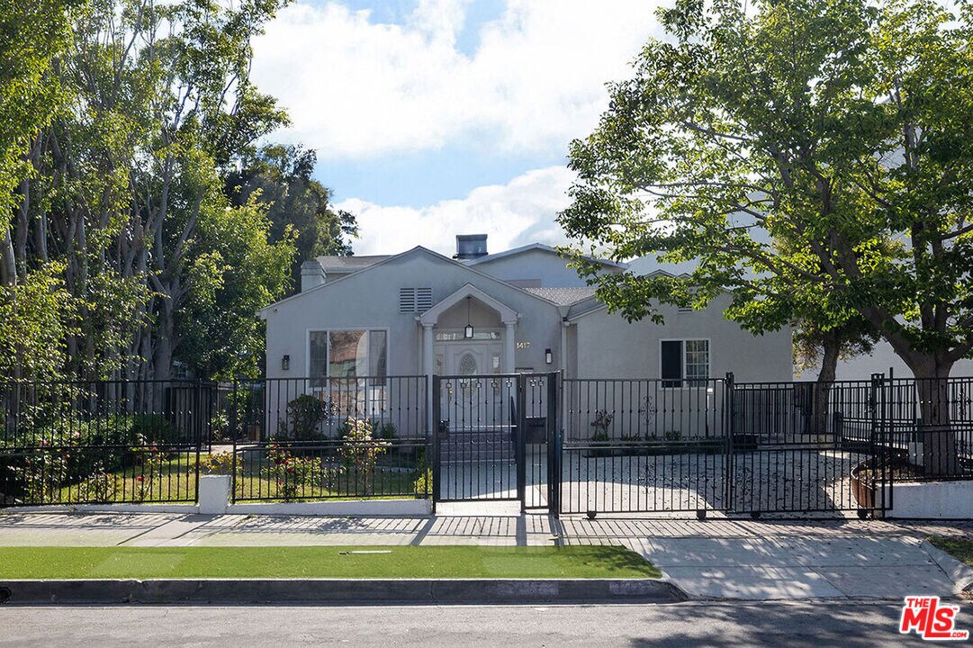 Primary Photo - 1417 Edris Dr