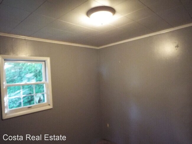 Foto del edificio - 2 br, 1 bath House - 5 Church Street
