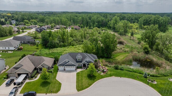 Building Photo - 921 Cortez Ct