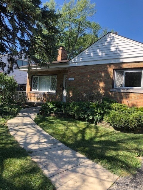 Foto principal - 806 S Summit Ave