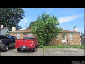 Building Photo - 603 Brierly Dr