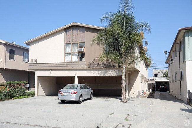 Building Photo - 1114 S Sherbourne Dr