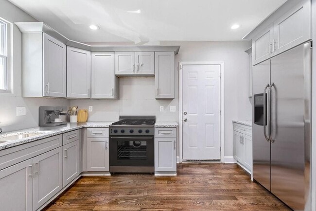 Foto del edificio - 141 McDonough Blvd SE