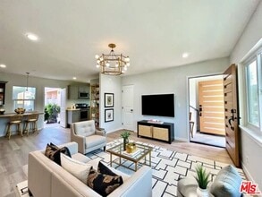 Building Photo - 11700 Dorothy St