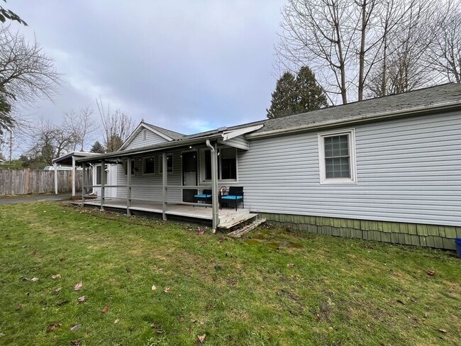 Building Photo - 6029 22nd Ave S