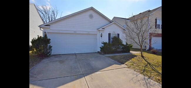 2-car Garage - 7715 Mansfield Way