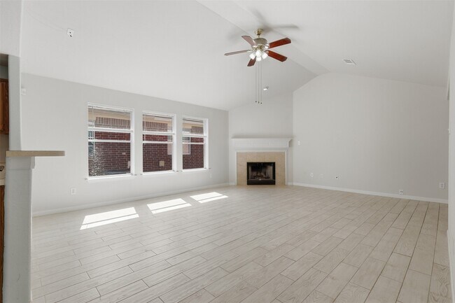 Building Photo - 3206 Rose Quartz Ln