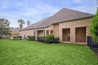 Building Photo - 95 N Mews Wood Ct