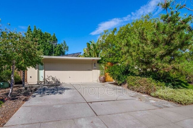 Building Photo - 1224 Miramonte Ave
