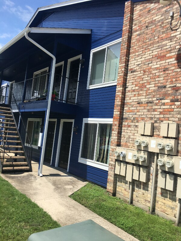 Photo - 2427 W Prairie St House