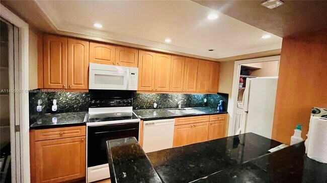 Foto del edificio - 8401 SW 107th Ave