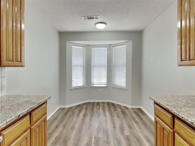 Building Photo - 7921 Val Verde Dr