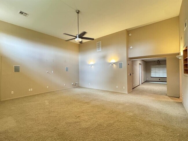 Foto del edificio - 1525 Cherry Stone St
