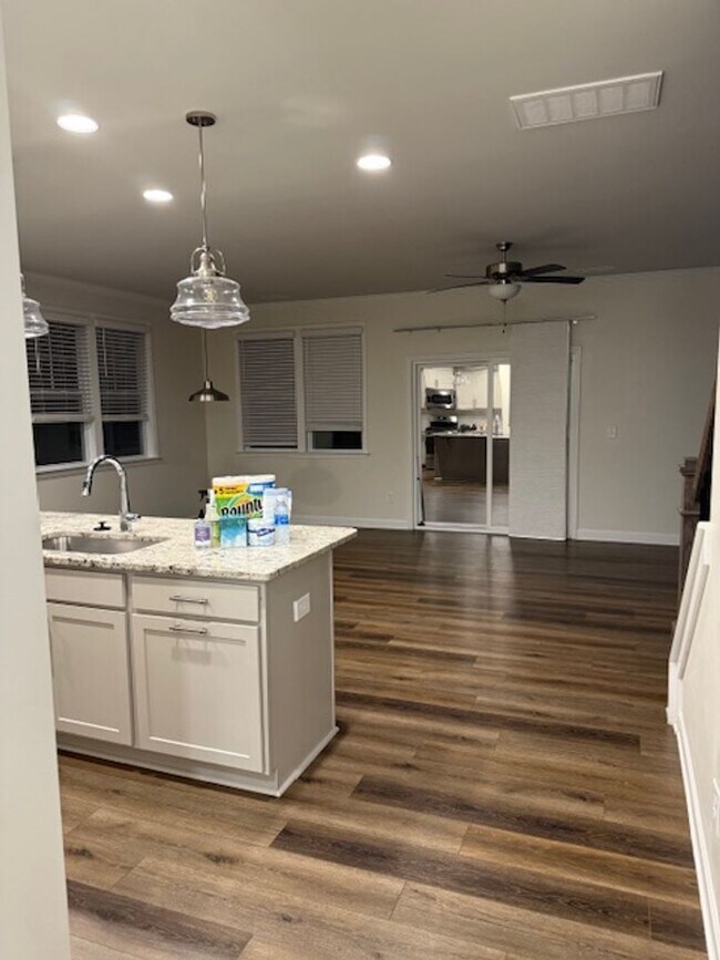 Building Photo - *END UNIT ROLESVILLE TOWNHOME*