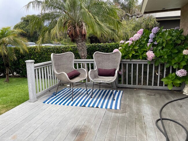 front patio - 247 Juniper Ave