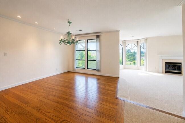 Building Photo - 3016 Ransford Cir