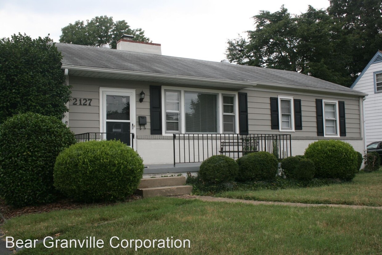 Foto principal - 3 br, 1 bath House - 2127 Dumbarton Rd