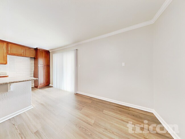 Foto del edificio - 2921 Pear St