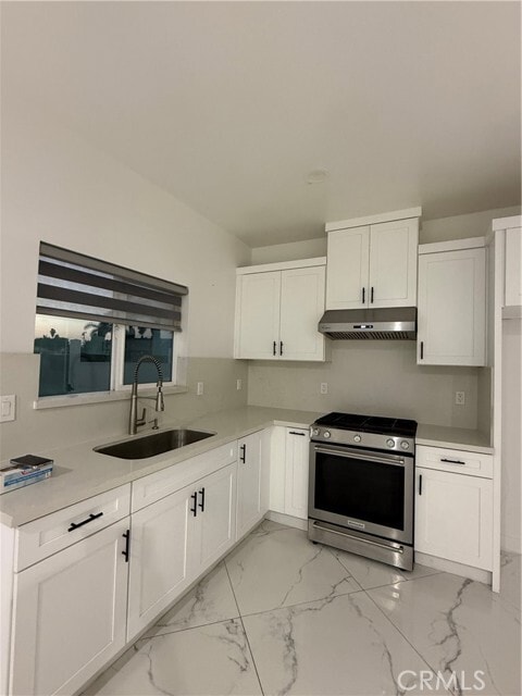 Building Photo - 5678 Oak Pl