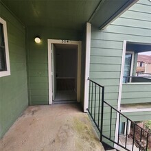Building Photo - 14777 Wunderlich Dr