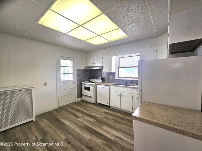 Foto del edificio - 729 W Locust St