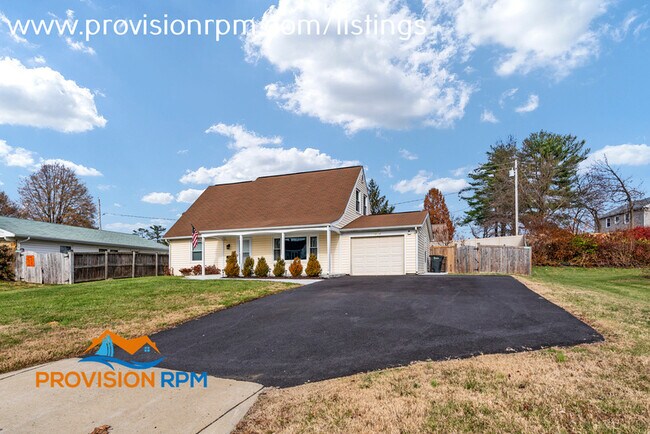 Building Photo - 12112 Forge Ln