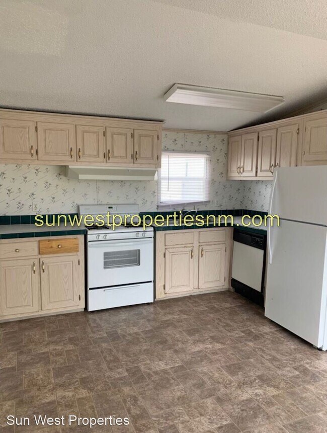 Building Photo - 3 br, 2 bath House - 208 Robinson Ave.