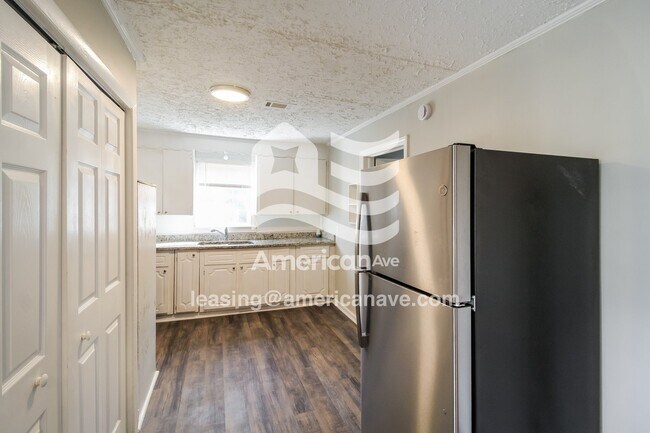 Foto del edificio - 120 Garland Terrace