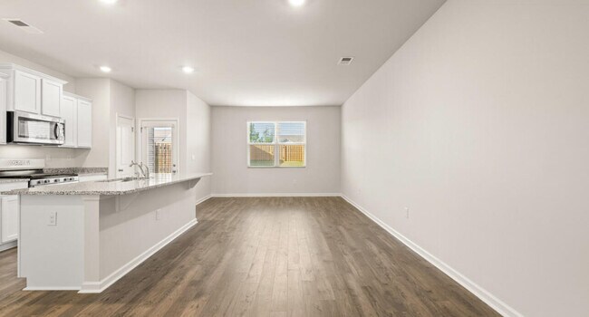 Foto del edificio - 4332 Newland St