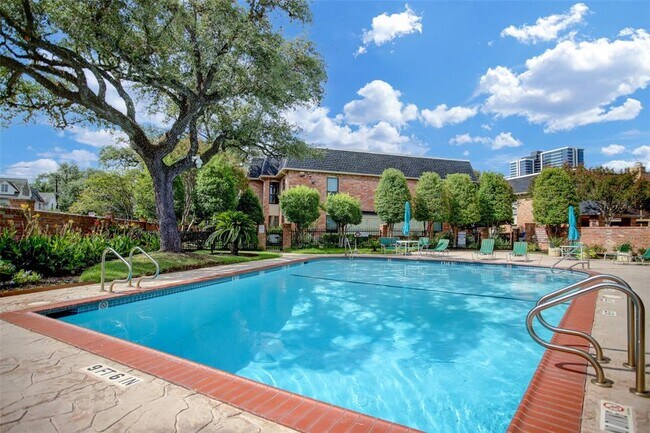 Foto del edificio - 1601 S Shepherd Dr