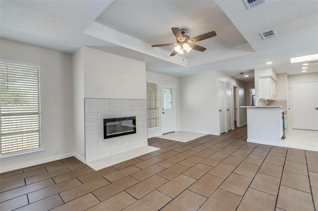 Foto del edificio - 8938 Thompson Cir