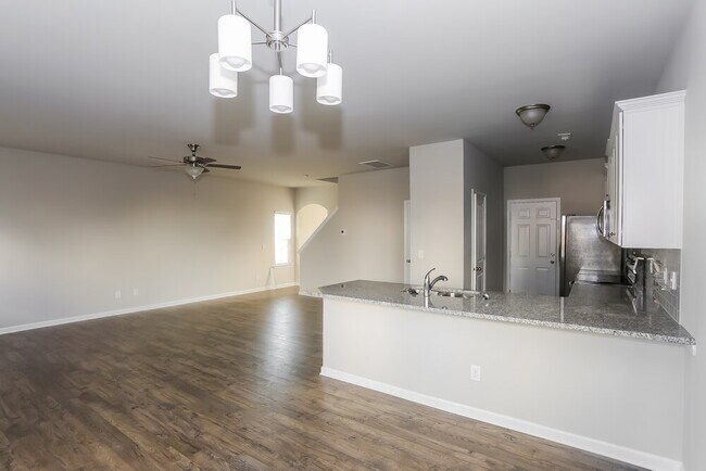 Building Photo - 9243 Treyburn Dr