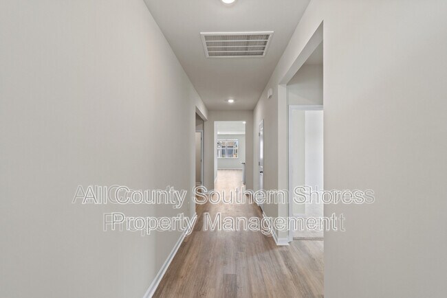 Foto del edificio - 215 Konik St