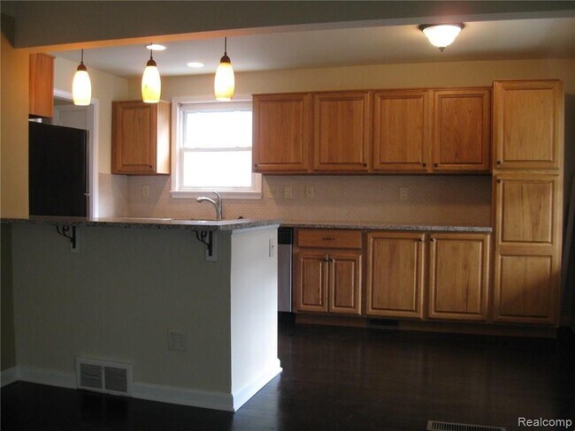 Foto del edificio - 141 De Villen Ave