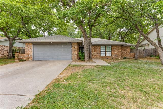 Primary Photo - 4203 Oak Country Dr