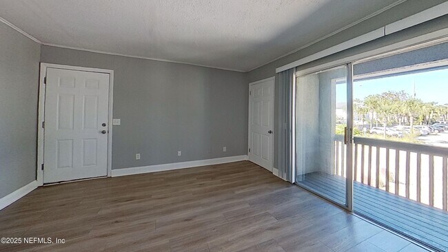 Foto del edificio - 330 6th Ave N