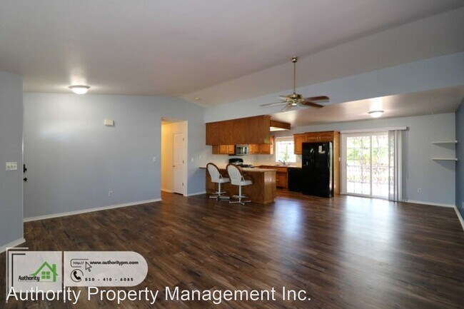 Building Photo - 3 br, 2 bath House - 22522 Riverview Drive