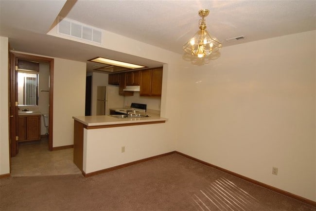 Building Photo - 5422 Evard Rd