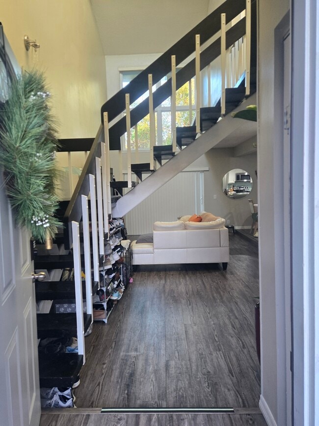 Photo - 713 St Michael Ln Townhome