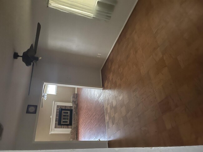 Foto del edificio - 9221 Savanna Dr