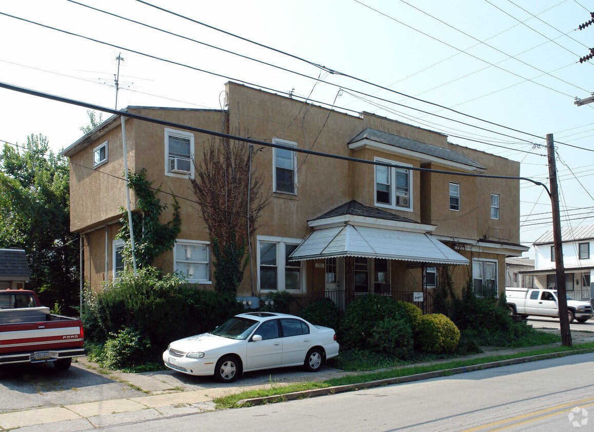Building Photo - 1501 E Ridge Pike