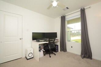 Building Photo - 1982 Rd 5714