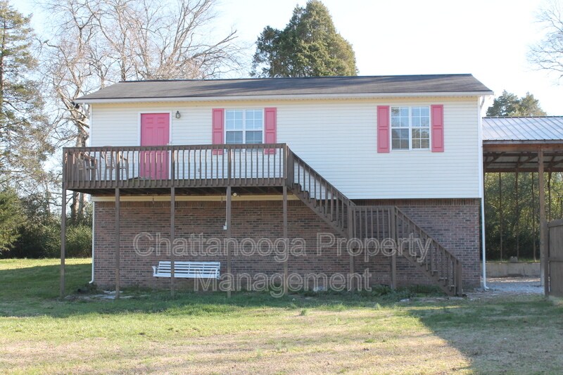 602 S Mack Smith Rd, Rossville, GA 30741 House Rental in Rossville
