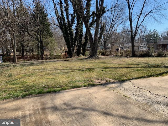Primary Photo - 1331 E Longview Dr