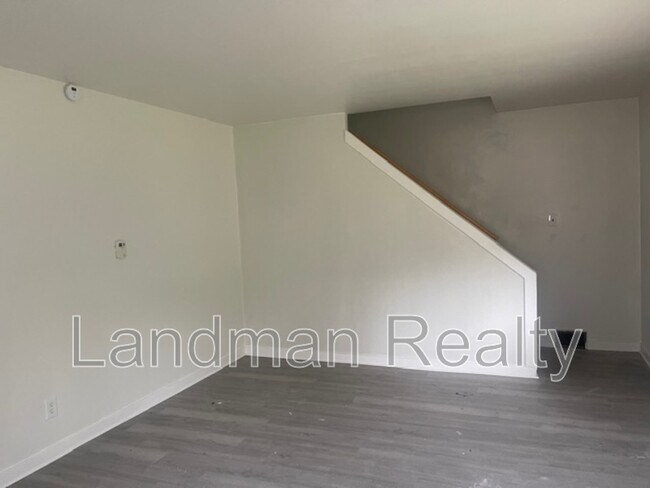 Foto del edificio - 342 Banfield St