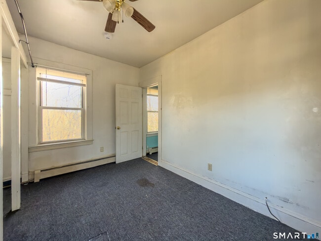 Building Photo - 324 Boswell Ave