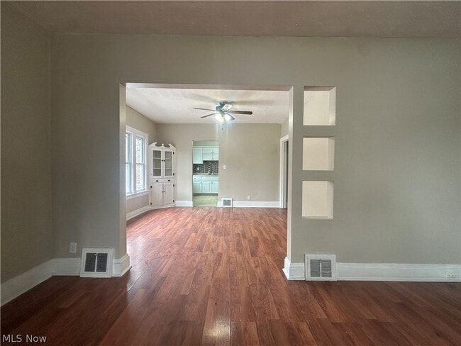 Building Photo - 485 E 149th St